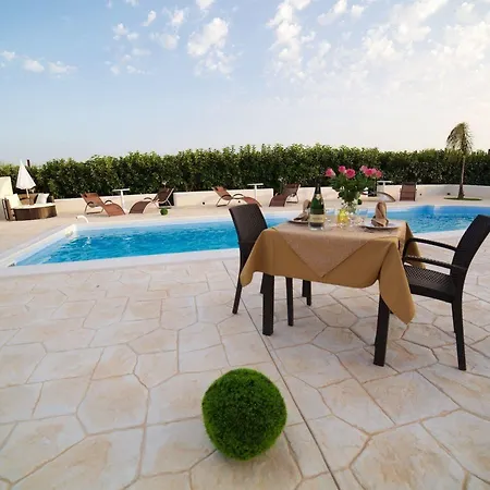 Le Zarafe Farm stay